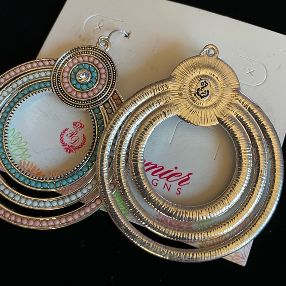 Hoop earrings - Picture 3 of 3